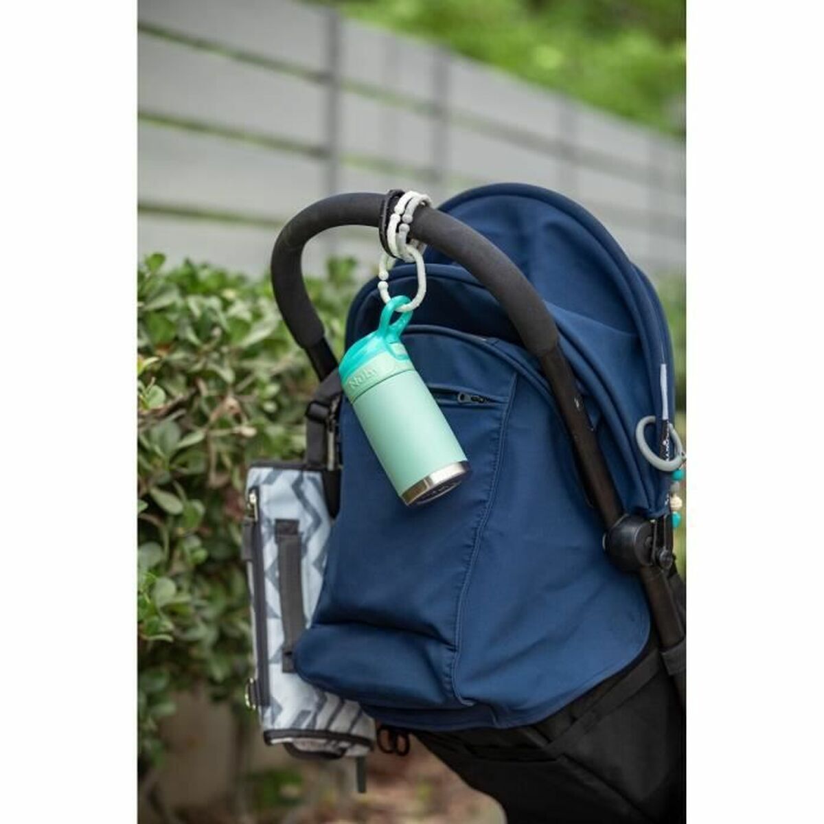 V5H70BEA7244A68F0130CB5D8EAE18B7A47R6104281P4