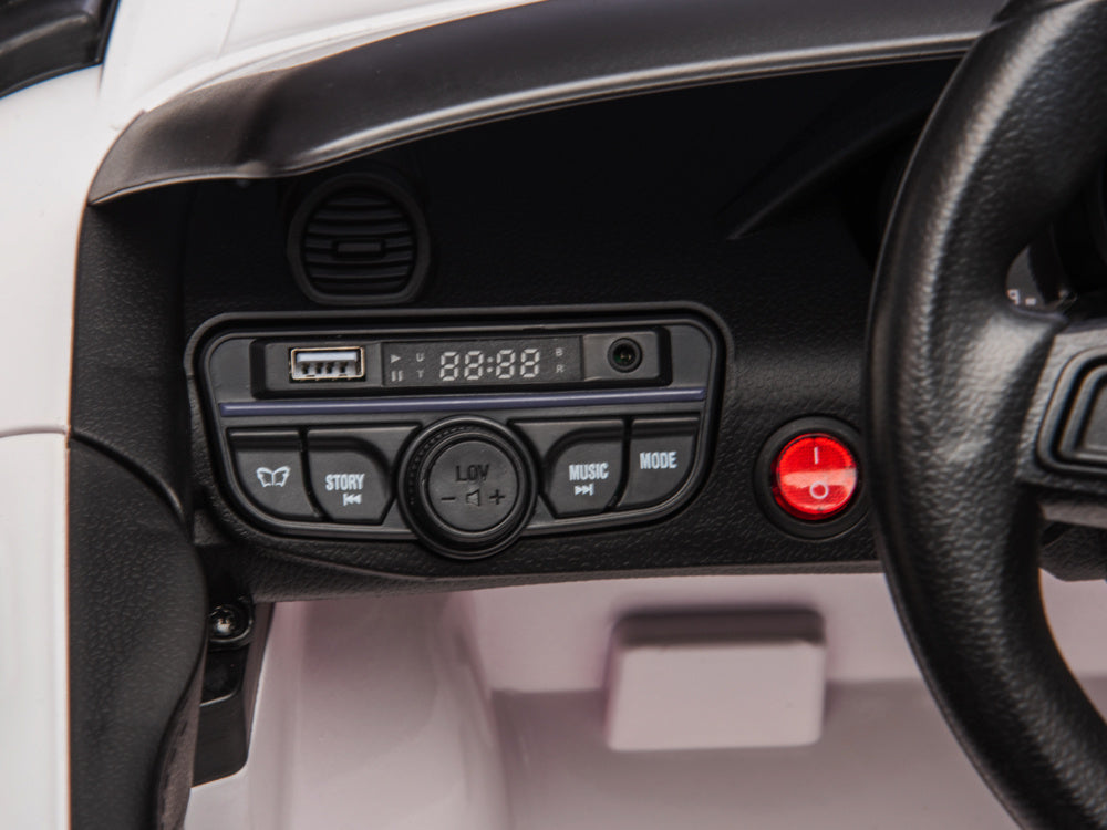 Porsche Spyder RS, kinderauto op 12 volt accu, rubberen banden, leren stoel en meer!