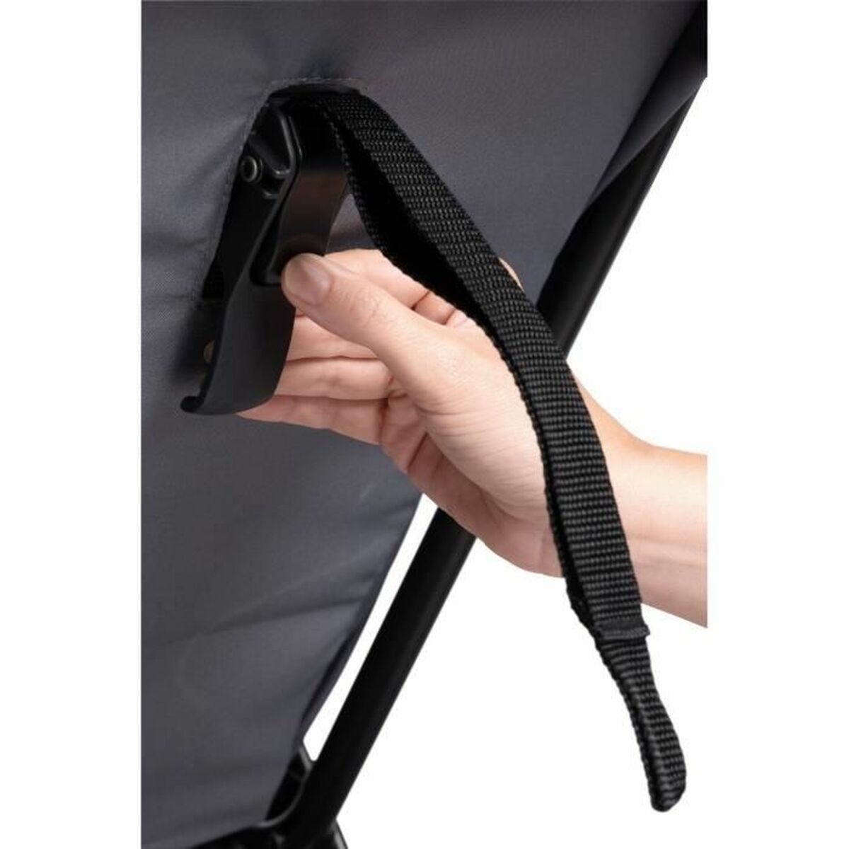 V5H498D83451F2D275A8596DDF0440F4B0CR5773896P4