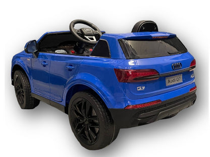 Audi Q7 electric children's car, 12 volts, rubber tires and more!