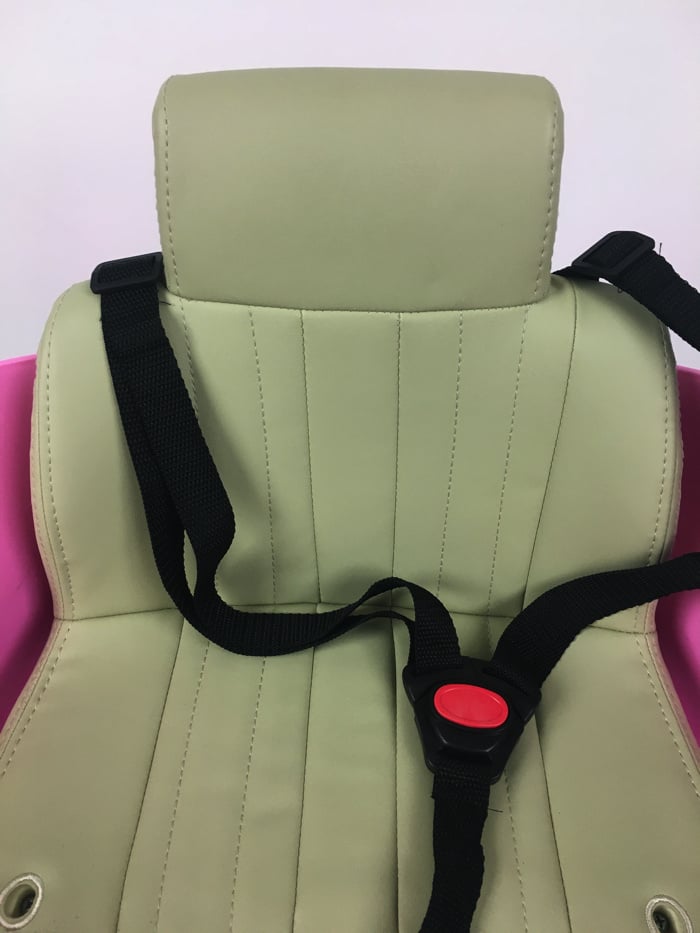 Volkswagen Beetle Classic Car, a 12-volt children's car with rubber tires and more!