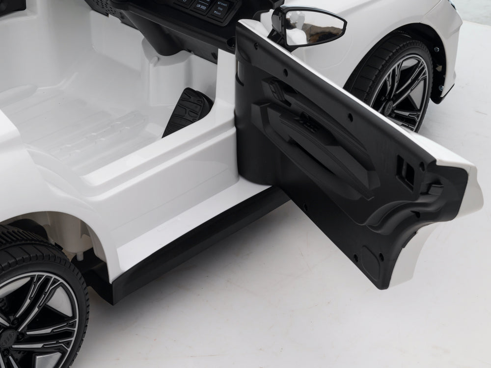 Audi RS e-tron GT, een 12 volt elektrische kinderauto met muziekmodule en meer!